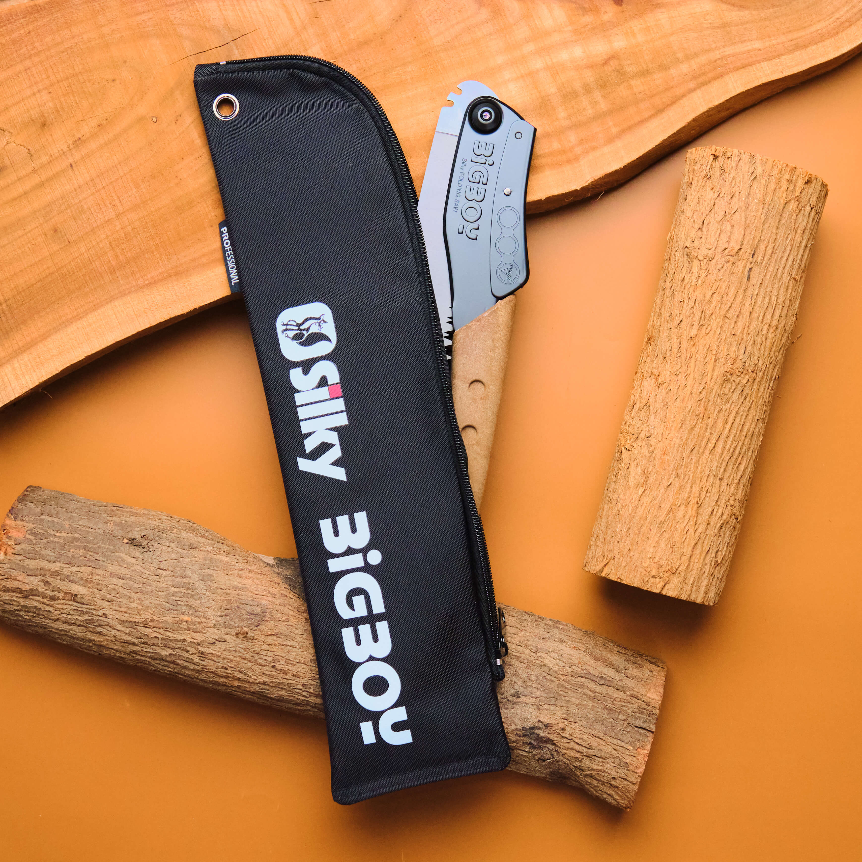 Scie d'élagage pliable courbée 360 mm Lame noire Outil de jardinage et de camping