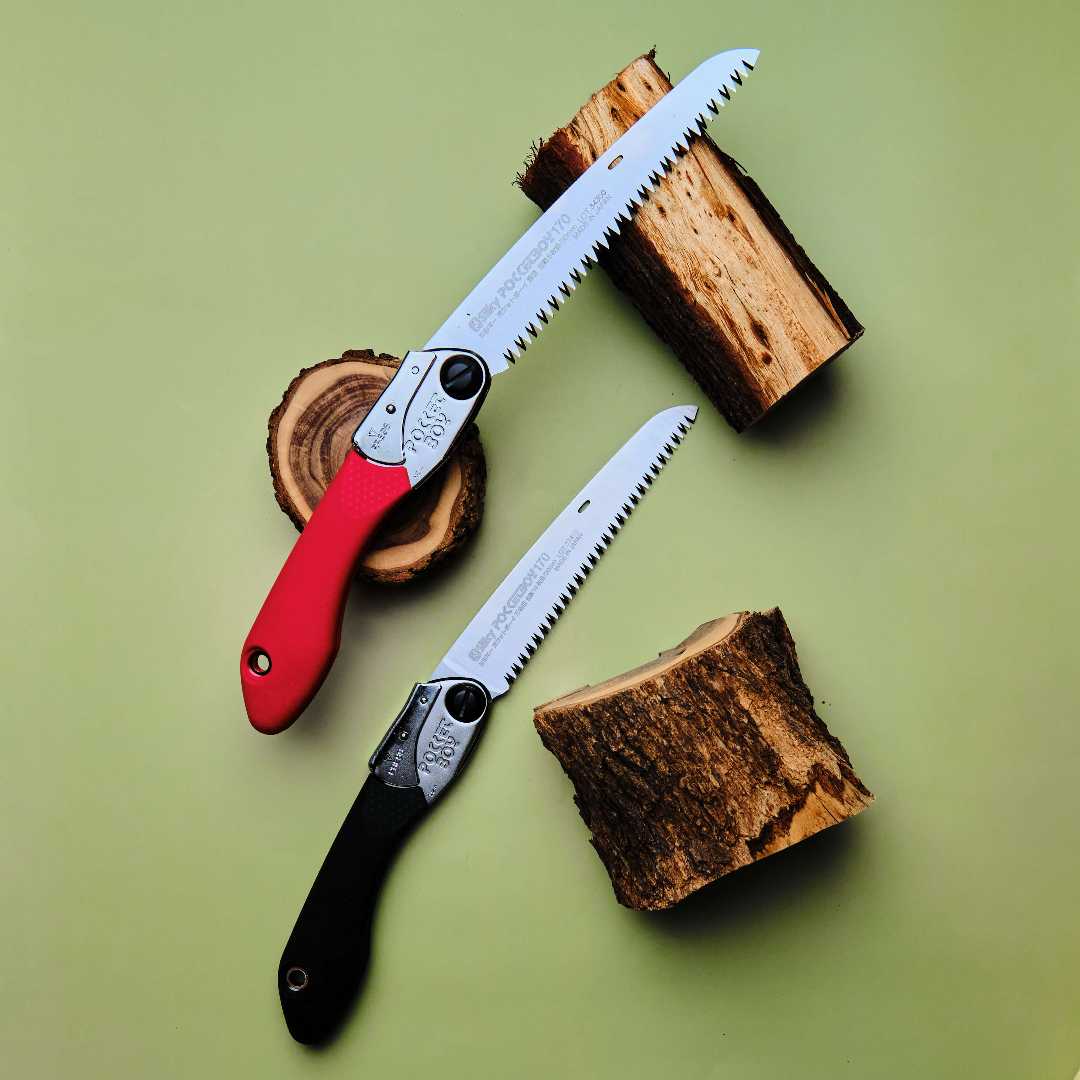 Scie d'élagage pliable 170 mm Lame compacte légère et affûtée, poignée rouge et noire
