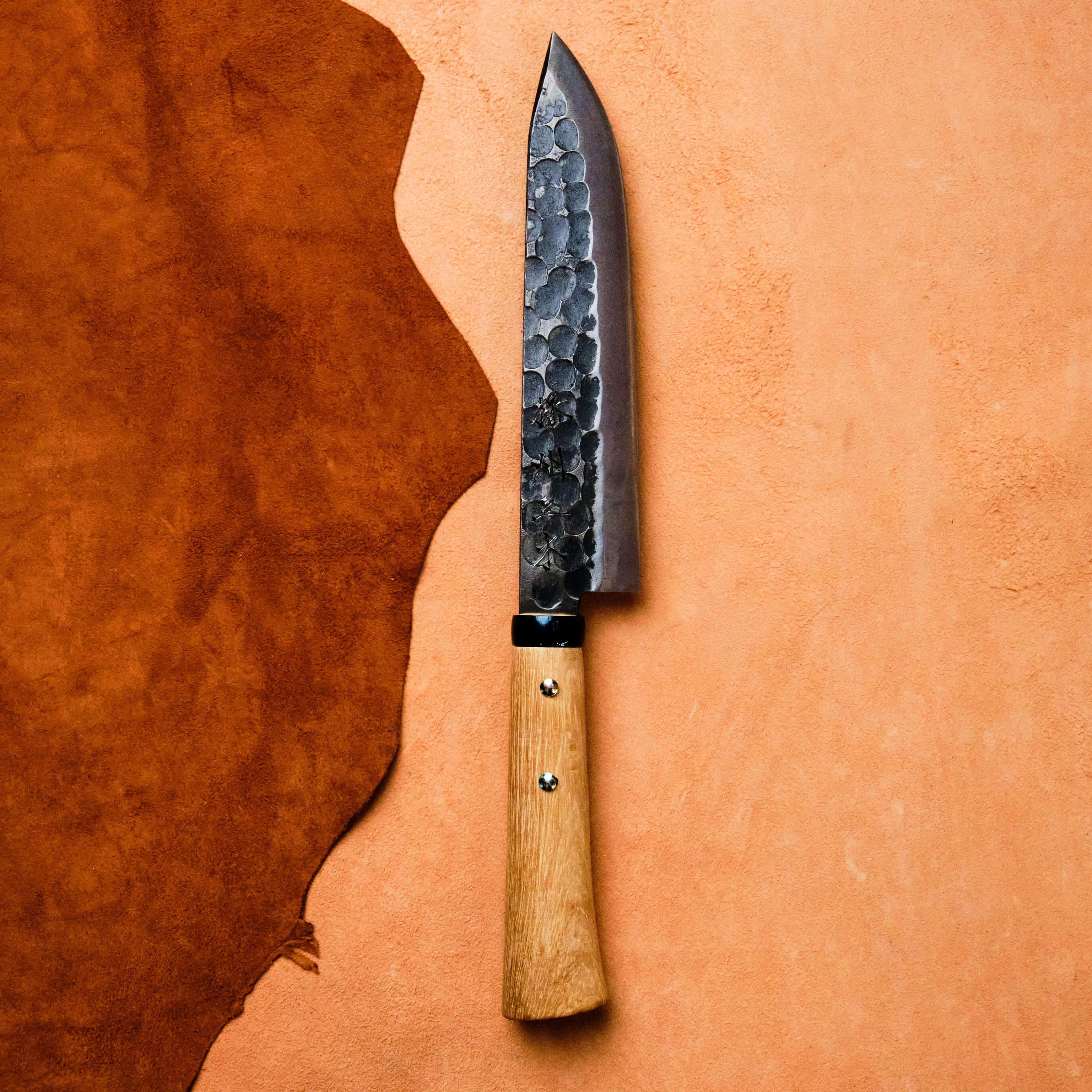 Couteau d'extérieur fait main avec étui en cuir