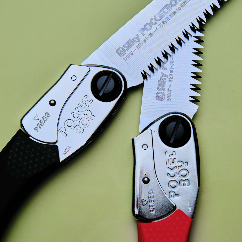 Scie d'élagage pliable 170 mm Lame compacte légère et affûtée, poignée rouge et noire