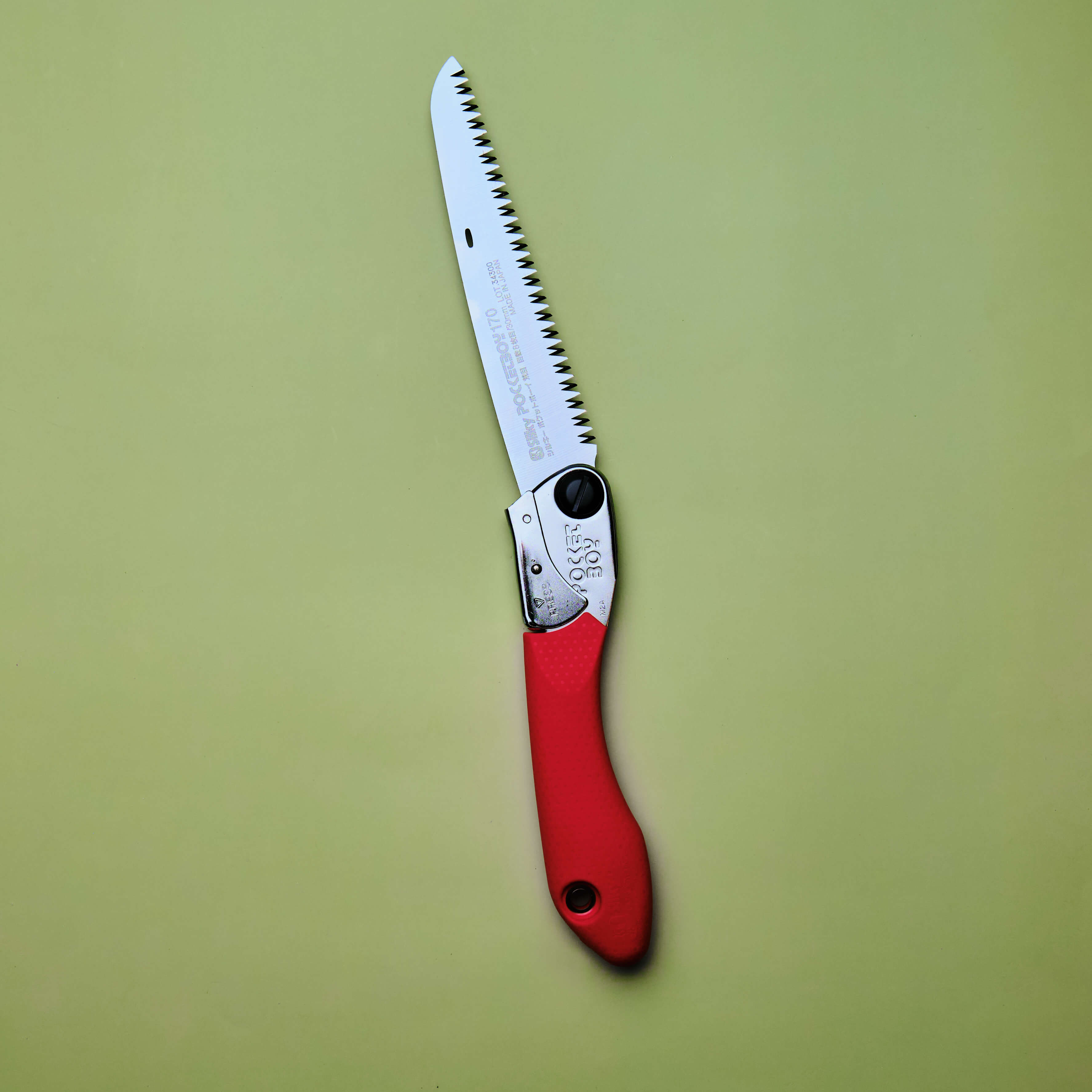 Scie d'élagage pliable 170 mm Lame compacte légère et affûtée, poignée rouge et noire
