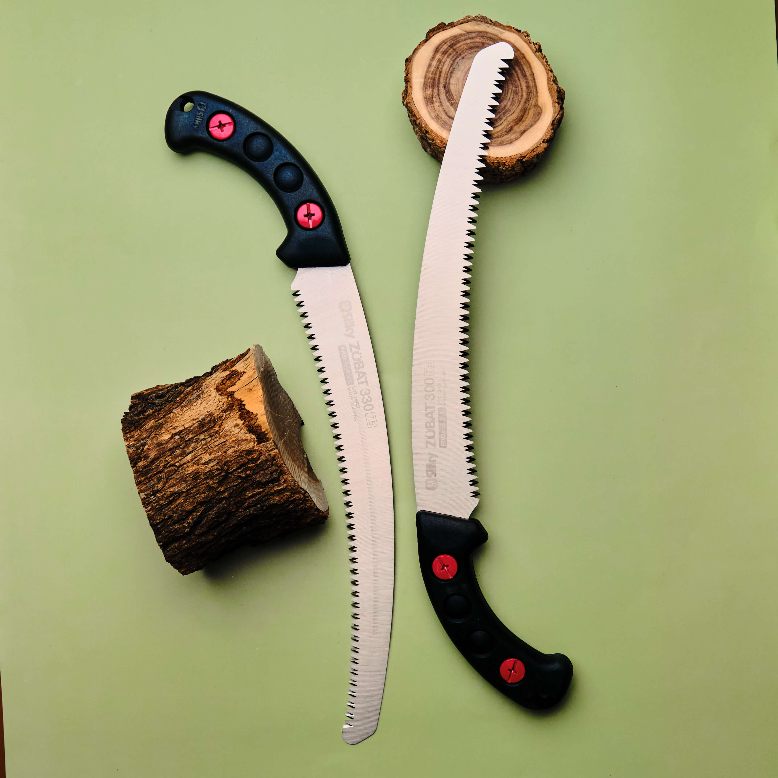 Scie d'élagage à denture courbée 330mm, manche ergonomique noir