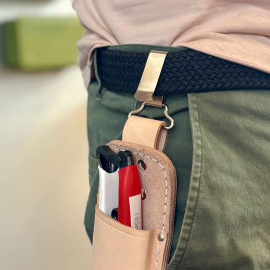Étui en cuir pour sécateur de jardin